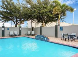 La Quinta by Wyndham Mission at West McAllen，位于米申的酒店