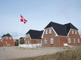Det Gamle Badehotel - Klitgaarden，位于亨讷斯特兰德的酒店
