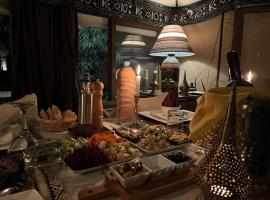 Merzouga Luxury Tented Camp，位于梅尔祖卡的豪华帐篷营地