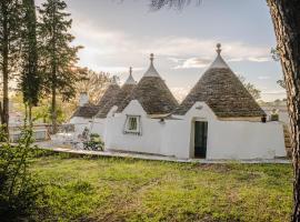 Trulli del 1800 con Foresta, Wi-Fi e Biciclette，位于奇斯泰尼诺的旅馆