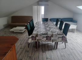 Appartement Les 3 L，位于Vions的酒店