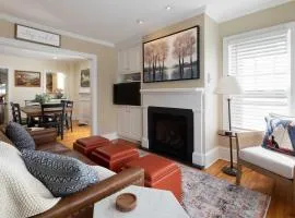 Brooke House In The Heart of Downtown with Patio!