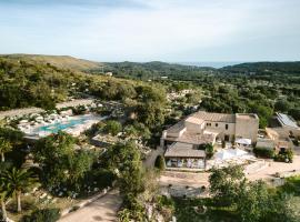 Cases de Son Barbassa Hotel & Restaurant，位于卡普德佩拉的酒店