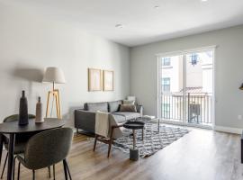 San Carlos 1BR w Pool Gym nr Caltrain SFO-366