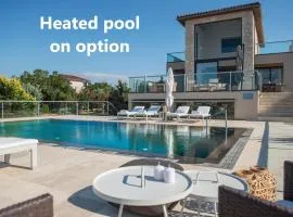 Magnifique villa avec piscine au bord de mer