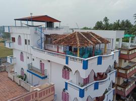 Holi-Wood Guesthouse，位于蓬蒂切里Port of Pondicherry附近的酒店