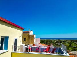 Panoramic Loft con uso cucina ,Casa Raimonda, Ammentos Posada，位于波萨达的旅馆