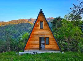 A Frame Cottage in Varjanisi - Batumi，位于Keda的酒店