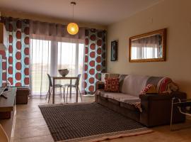 Alojamento Nuno Mo&ccedil;o，位于佩尼契的酒店