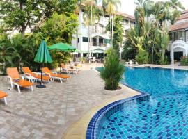 Oasis Rentals, Diana Estate, Pattaya，位于芭堤雅市中心的公寓式酒店