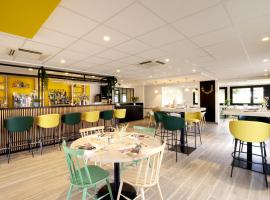 北里摩日钟楼酒店，位于里摩日的宠物友好酒店