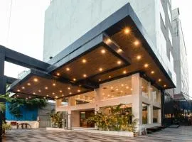 The Cunningham Hotel Bangalore