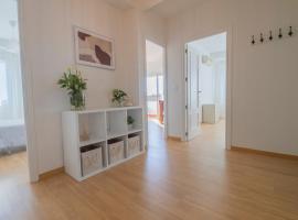 Apartamento Tomillo I，位于坎德莱达的宠物友好酒店