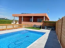 Piscina de sal Barbacoa Wifi, Parking Gratis, 3 min PGA Casa El Roble