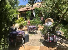 Villa Romaine & Spa à Uzès，位于于泽斯的酒店