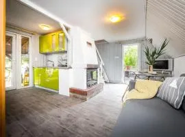 Holiday Home by Lake Kl pnicko with Pier