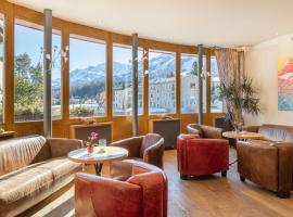 施瓦泽豪斯瑞士优质酒店，位于马洛亚马洛亚匹兹阿拉滑雪缆车附近的酒店