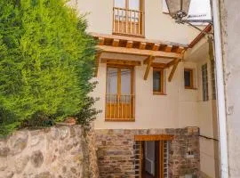 Casa Arnedillo by Apartamentos Arnedillo