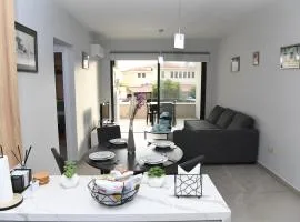 Alexis Apartments - Nice 2-bedroom with swimming pool