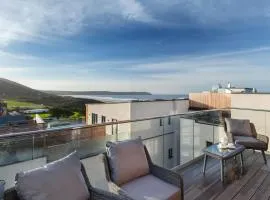 11 Middlecombe - Luxury Apartment at Byron Woolacombe, only 4 minute walk to Woolacombe Beach!