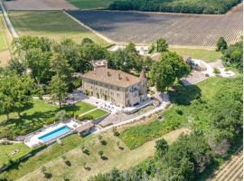 Château Les Oliviers de Salettes，位于Charols的酒店
