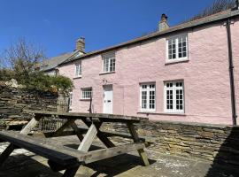 The Brewhouse Boscastle Harbour，位于博斯卡斯尔的酒店