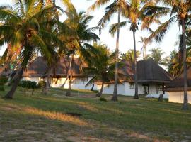 Blue Moon Beach Holiday Resort，位于伊尼扬巴内的酒店