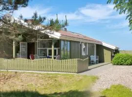 Holiday Home Annick - 300m from the sea in NW Jutland by Interhome
