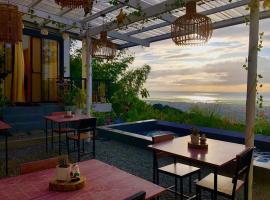 Dicimulacion Staycation House，位于Angono的酒店