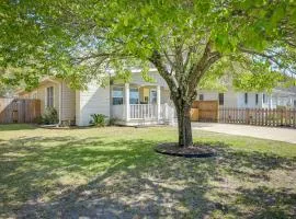 Lovely Morehead City Home with Fire Pit and Gas Grill