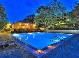 TSIGOURA VERDE RESORT，位于Mikros Prinos的酒店