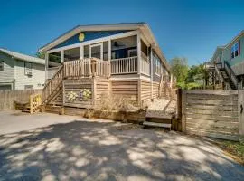 Charleston Home with Porch - 3 Mi to Folly Beach!