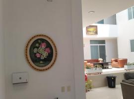 Hotel Real Diamante，位于Jocotitlán的酒店