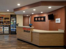 TownePlace Suites By Marriott Venice，位于威尼斯的酒店