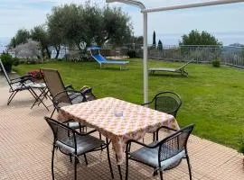 CASA VISTA MARE - Superb garden and Parking included