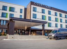 Courtyard by Marriott Omaha East/Council Bluffs, IA，位于康瑟尔布拉夫斯的酒店