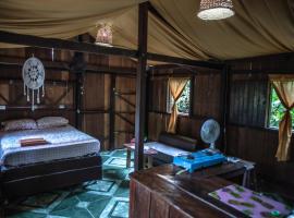 Casinha Cajueiro，位于阿尔特杜尚的酒店