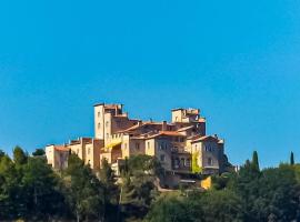 SPECIAL ! LE STUDIO DU CHATEAU，位于图雷特的酒店