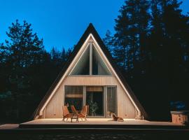 Namas MI&Scaron;KE，位于Lazdinė的带热水浴缸的酒店