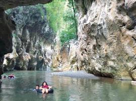 Reserva Natural Cañón Seacacar，位于Izabal的酒店