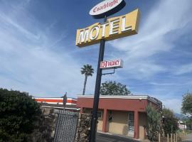 Coach Light Motel，位于赫米特的酒店