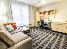 吉尔福德万豪广场套房酒店