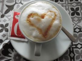 Hotel Ristorante Mizar，位于Castelgrande的酒店