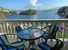 Lacus - home with a view