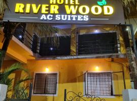 Joel's River Wood，位于Pernem的酒店