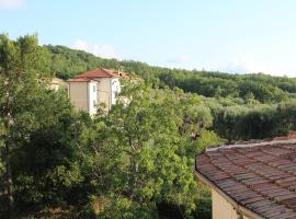 Hamster Kombat tg staywithzaza，位于Massascusa的酒店