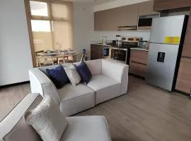 Hermoso apartamento nuevo en zona 10!