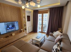 APARTMAN FLORENCE，位于Mirijevo的酒店