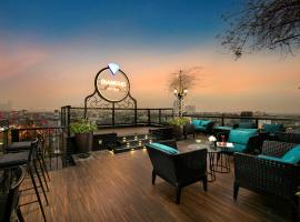 La Mejor Hotel & Sky Bar，位于河内的酒店