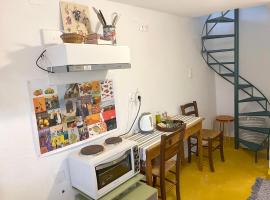 tiny house EFROSSINI，位于Krásion的酒店